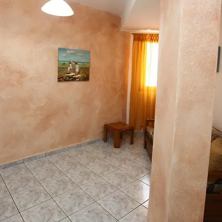 Melida Aparthotel
